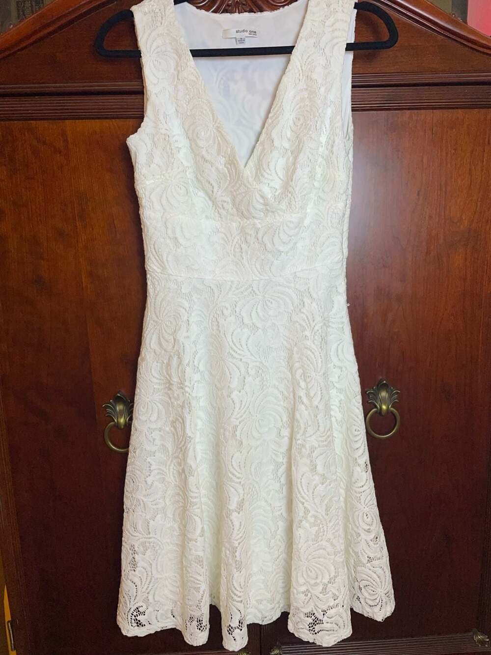 Studio One New York White Lace Sleeveless Dress Size 6
